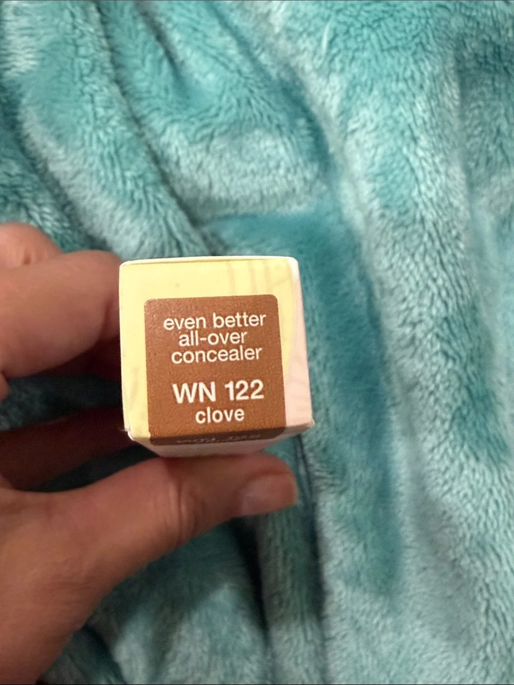 Clinique Even Better All-Over Concealer + Eraser — WN 122 Clove (Warm Brown)